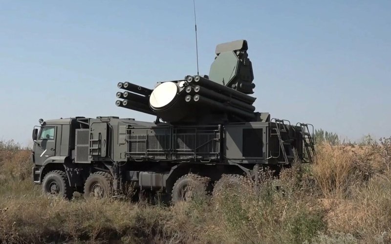 Пока бизнес обсуждает защиту заводов, дроны уже долетают до Омска